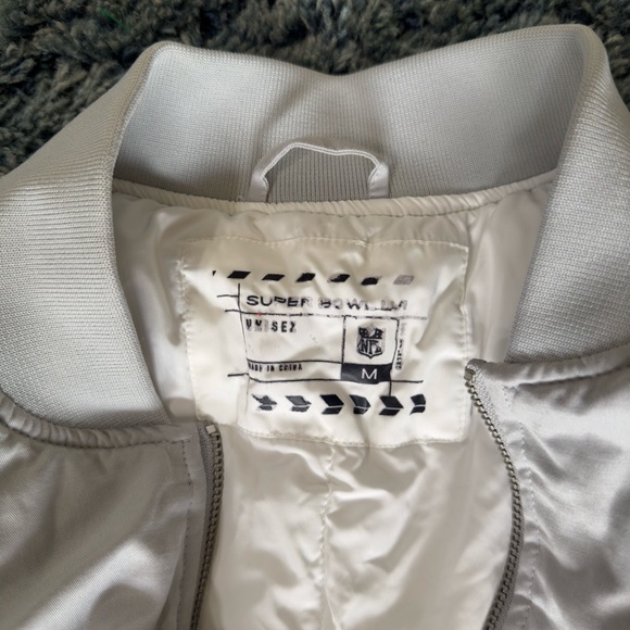 NFL Super Bowl LVI 2022 Rams Bengals Medium Bomber Guest Service Staff Jacket - Picture 7 of 7